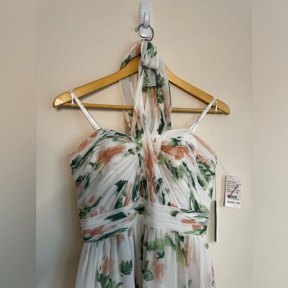 Floral tie neck halter dress - Picture 4 of 12